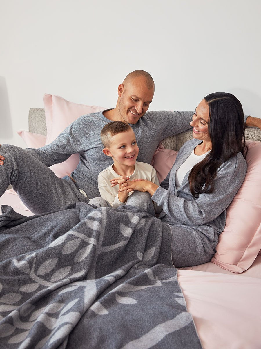 Cashmere Throw - Four Seasons At Home