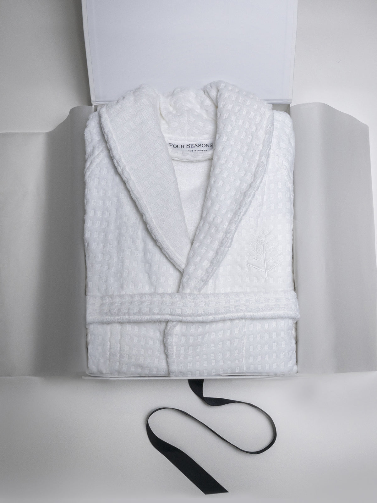 Bath Robe - Four Seasons At Home